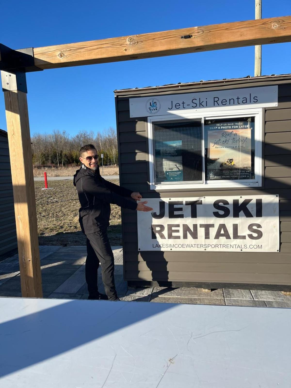 Stunning Stayz At Friday Harbour Beach Marina Resort Lake Simcoe Innisfil Екстер'єр фото